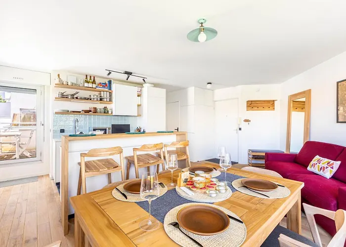 Appartement Guestready - Sunny Chic Retreat With Balcony